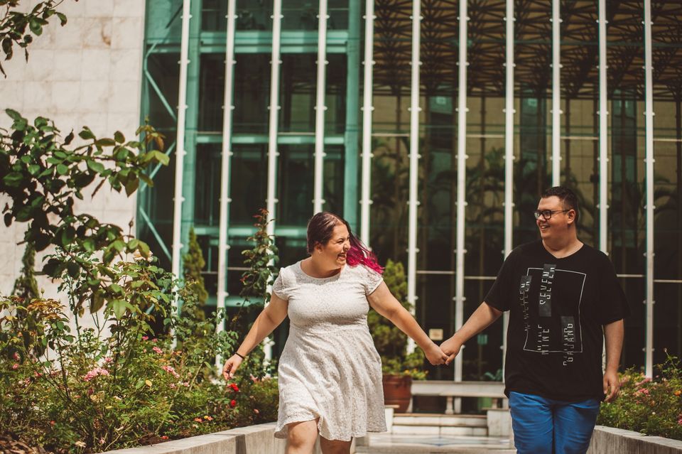 Foto de casal - ensaio pré wedding - ensaio plus size - avenida paulista - são paulo - Karina+ Anderson Foto de casal - ensaio pré wedding - ensaio plus size - avenida paulista - são paulo - Karina+ Anderson