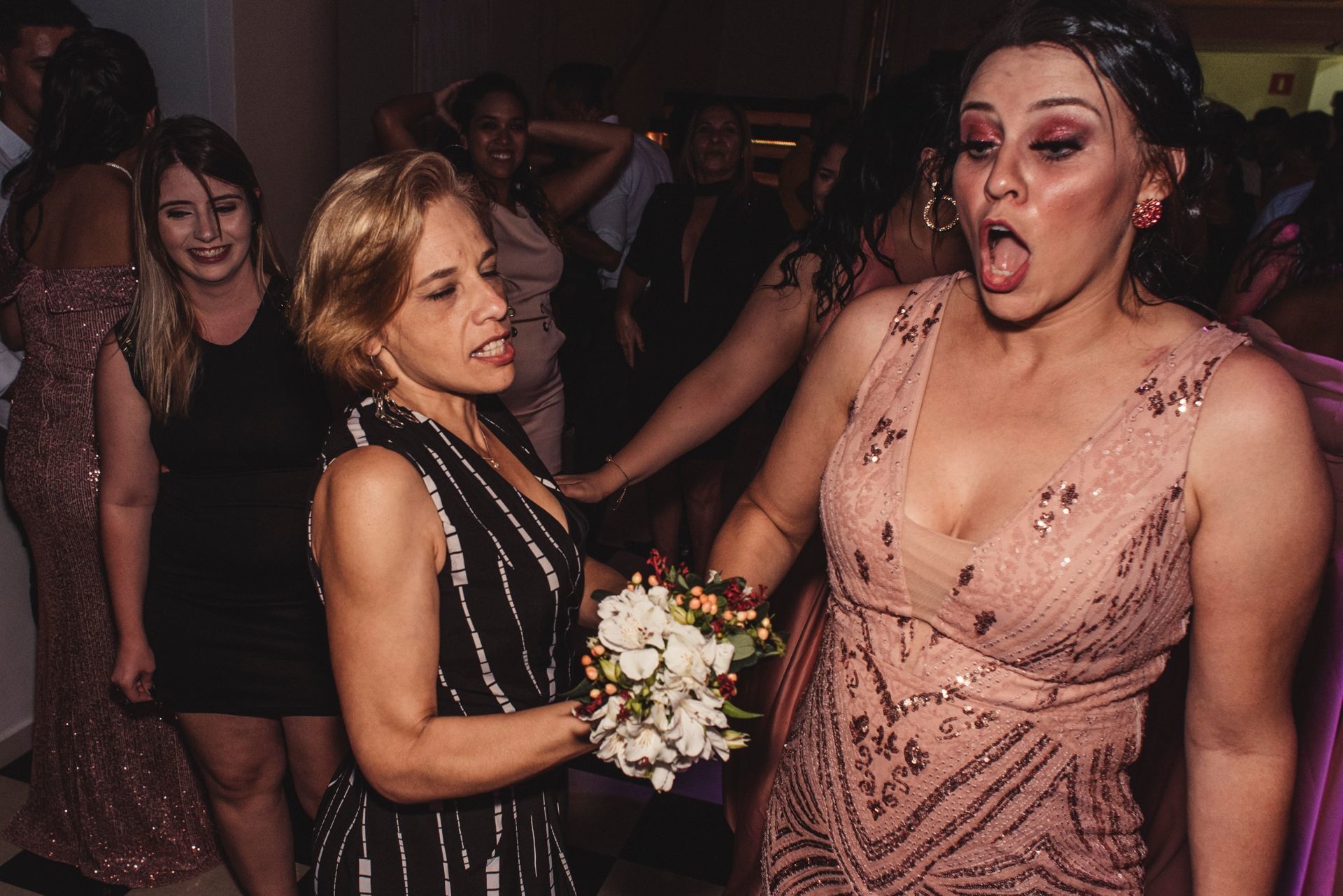 Foto Casamento em Igreja São Paulo - Paroquia Espirito Santo - João paulo + Luciana Foto Casamento em Igreja São Paulo - Paroquia Espirito Santo - João paulo + Luciana - Imagem 36