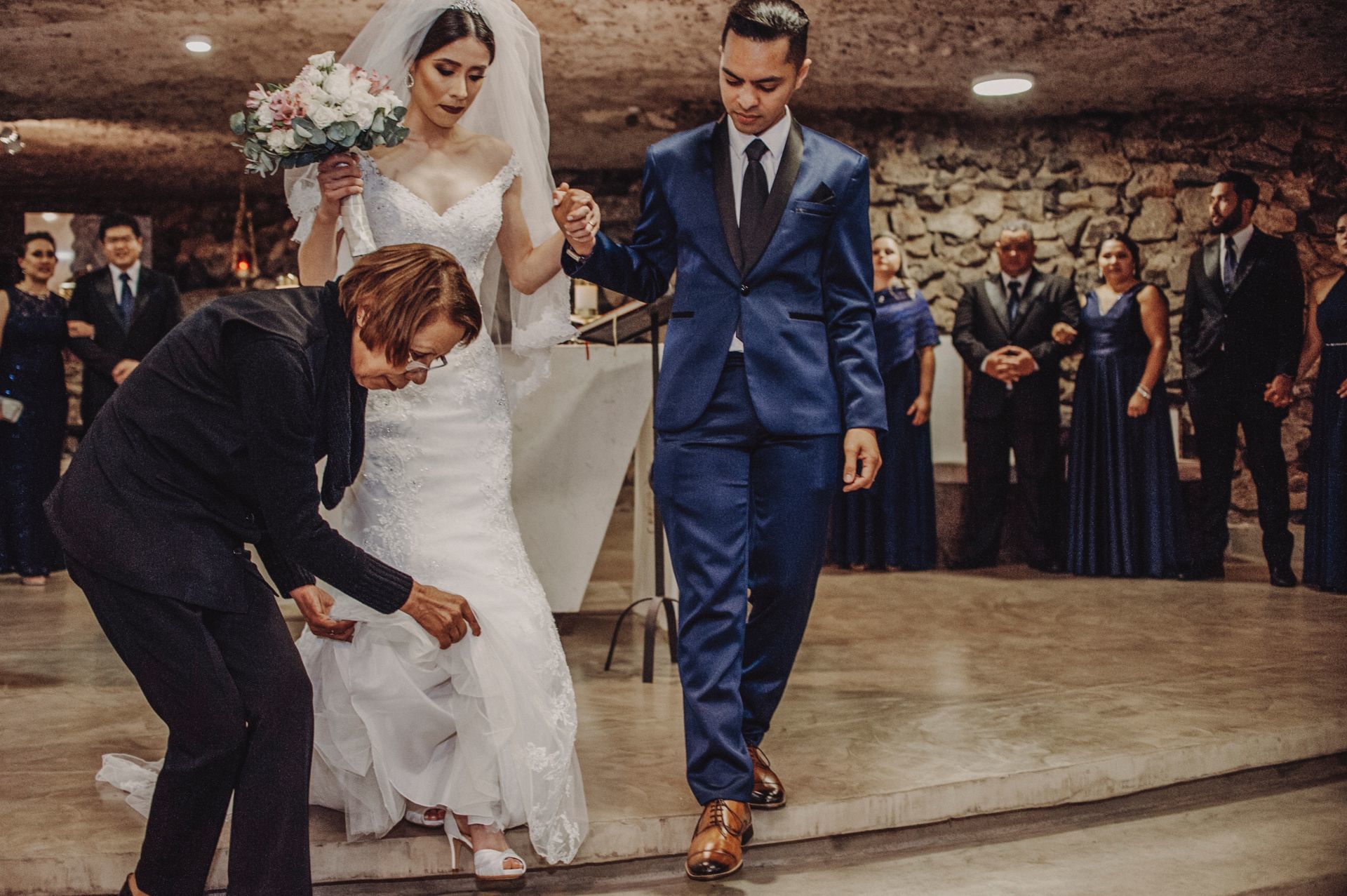 Foto Casamento na igreja - Casamento na Gruta Alphaville - são paulo - Nicolli + Leonardo Foto Casamento na igreja - Casamento na Gruta Alphaville - são paulo - Nicolli + Leonardo - Imagem 19