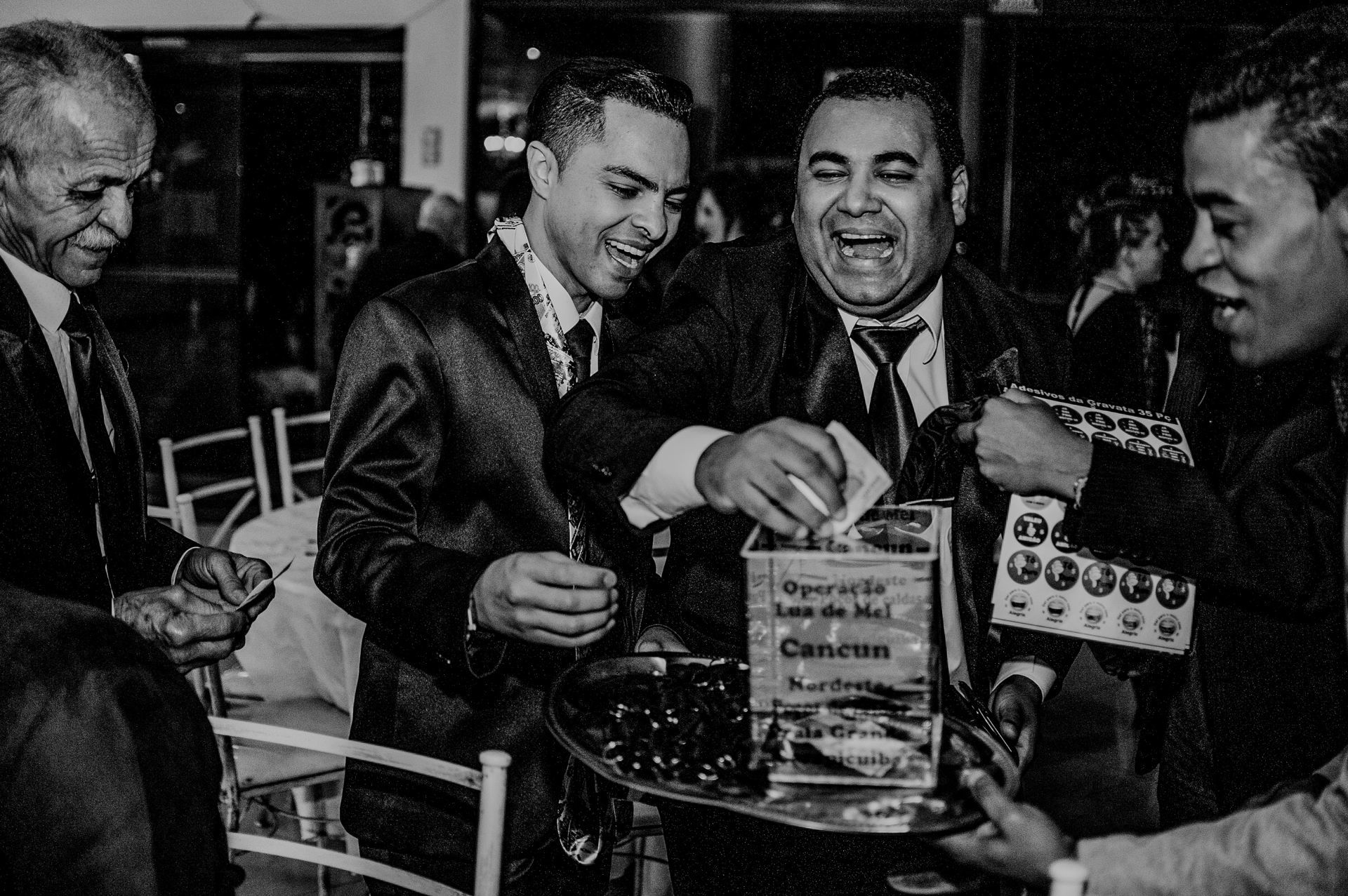 Foto Casamento na igreja - Casamento na Gruta Alphaville - são paulo - Nicolli + Leonardo Foto Casamento na igreja - Casamento na Gruta Alphaville - são paulo - Nicolli + Leonardo - Imagem 23
