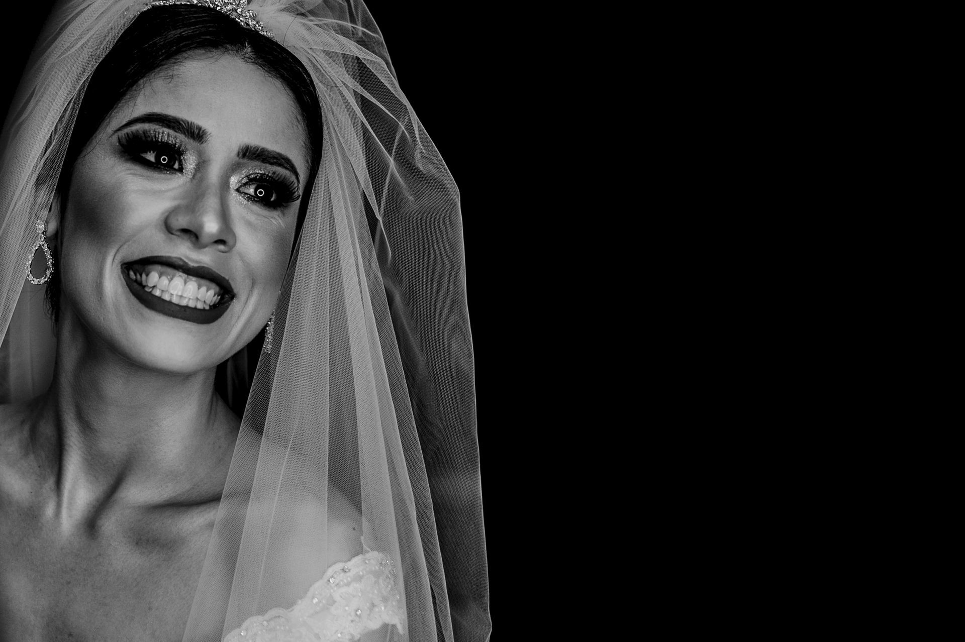 Foto Casamento na igreja - Casamento na Gruta Alphaville - são paulo - Nicolli + Leonardo Foto Casamento na igreja - Casamento na Gruta Alphaville - são paulo - Nicolli + Leonardo - Imagem 13