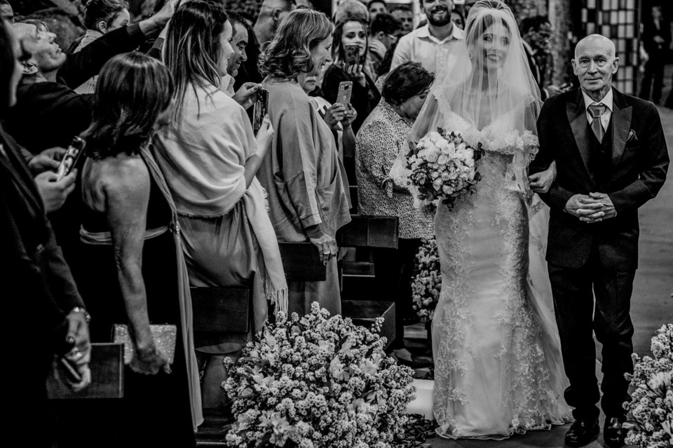 Casamento na igreja - Casamento na Gruta Alphaville - são paulo - Nicolli + Leonardo Casamento na igreja - Casamento na Gruta Alphaville - são paulo - Nicolli + Leonardo