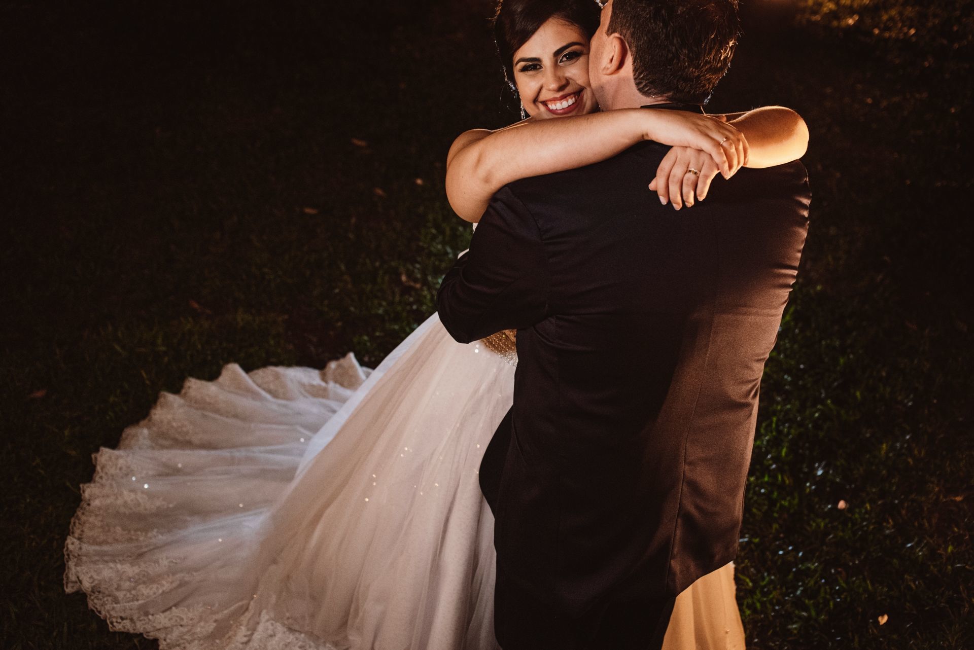 Foto Casamento no campo - casamento a noite - Maison saint germain - São Paulo - Cris + Tiago Foto Casamento no campo - casamento a noite - Maison saint germain - São Paulo - Cris + Tiago - Imagem 26